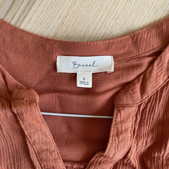 Short Sleeve Button Up in Rust - Picture 4 of 4